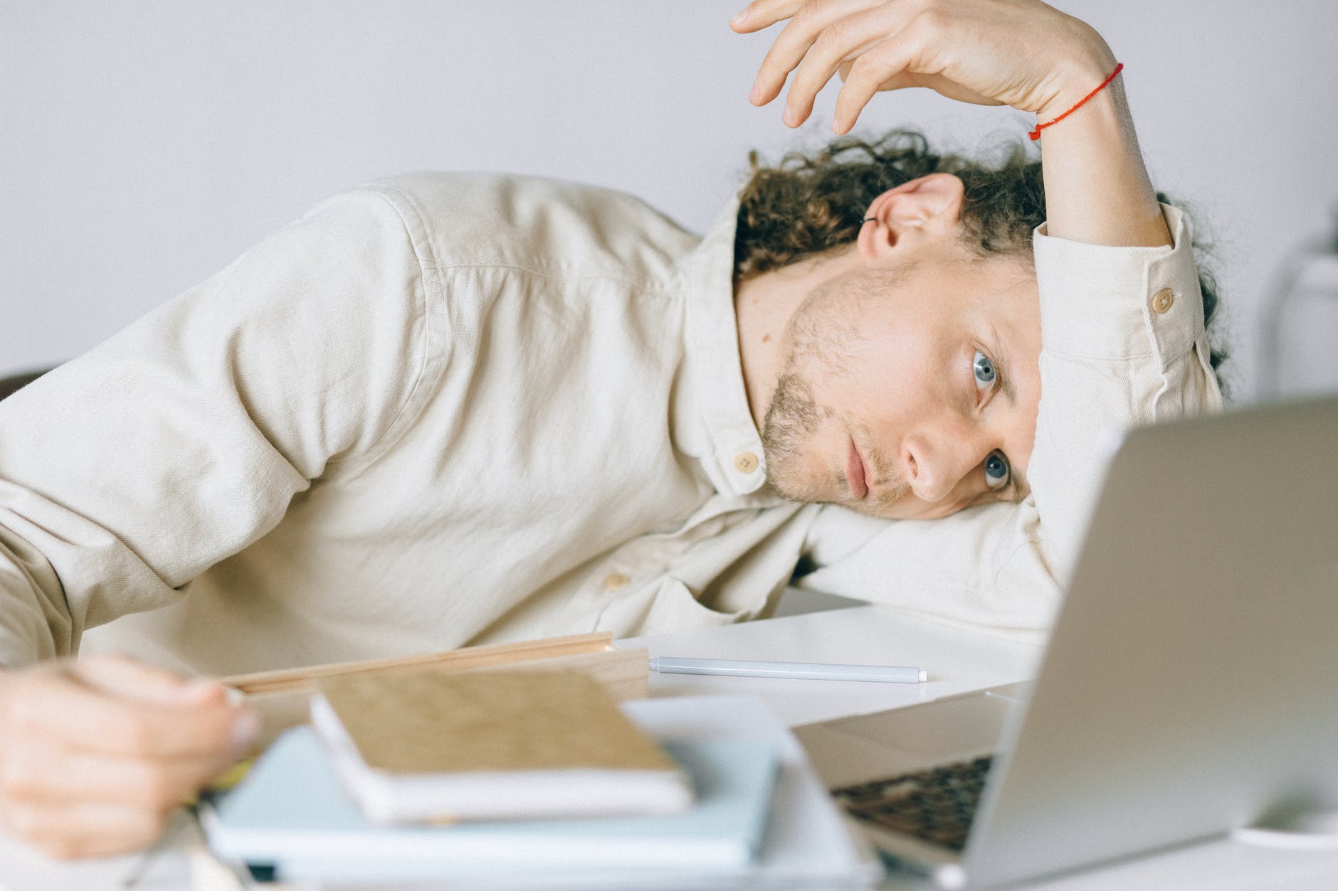 Warning Signs You’re Experiencing Burnout at Work