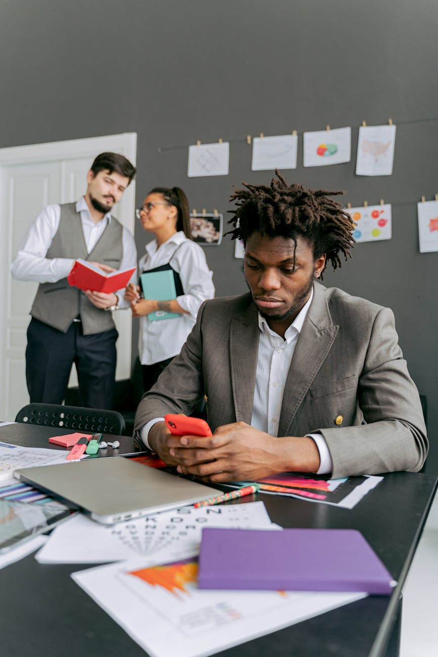 This AI App Replaces 90% of a Manager’s Work (Connecteam Review)
