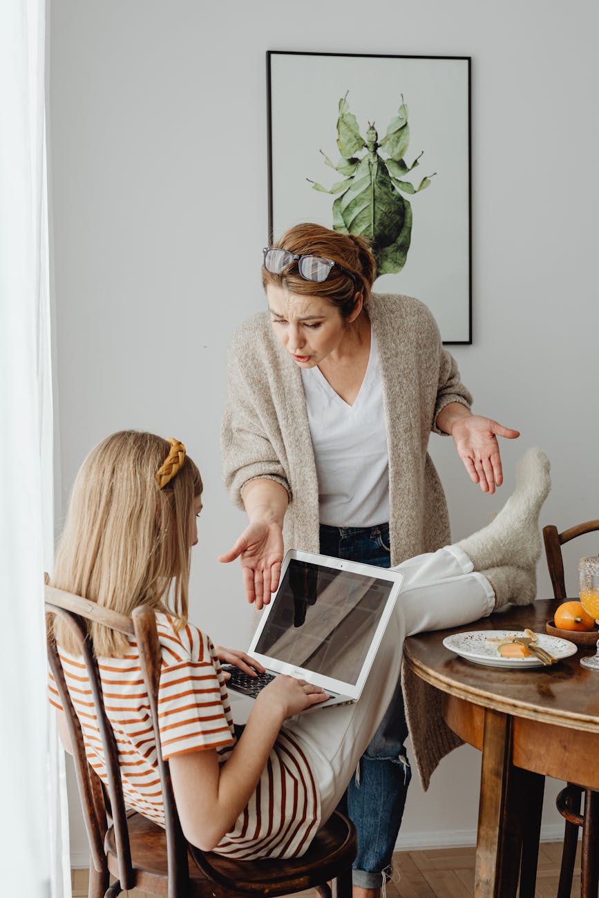mother scolds daughter